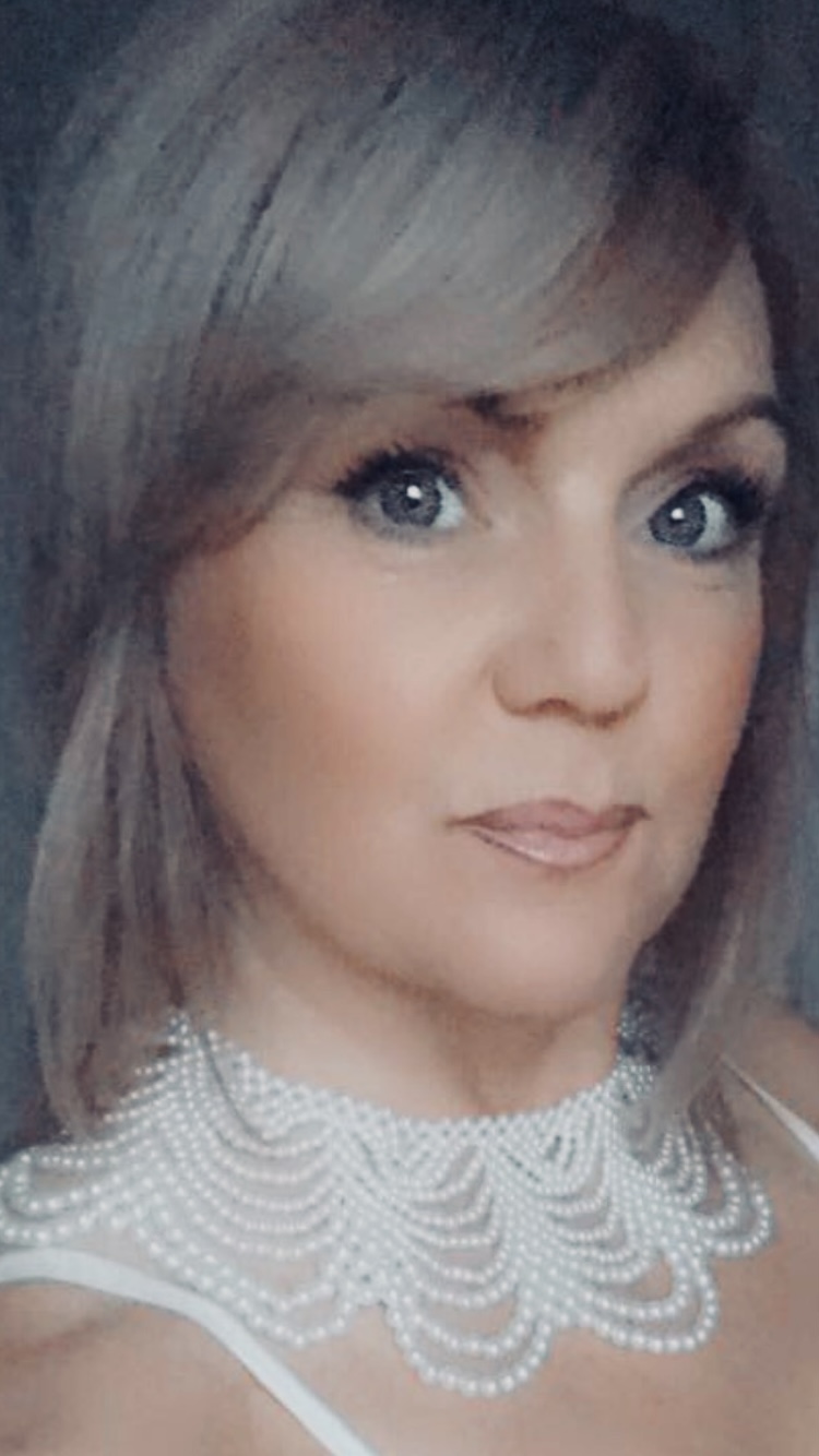 BE6EE8F9-AF49-425A-AF2F-FDE3B8DAC600